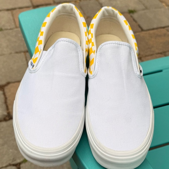 Vans Off the Wall Evolve 2025 White Canvas Slip-on Casual Shoes Men's Size 10.5 - Picture 3 of 9